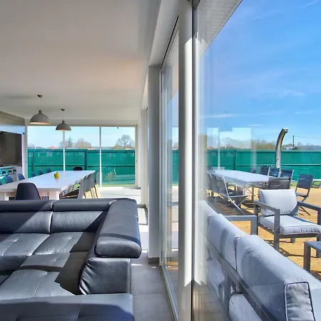 Clos Irilias Guest house *